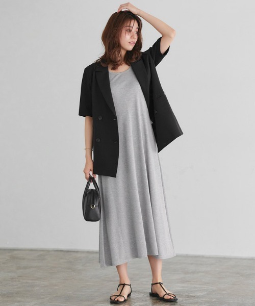 ノースリ ミドル丈 フロントボタン ワンピース 上品 美ライン Pierrot ワンピース 無地ノースリーブ美ラインワンピース