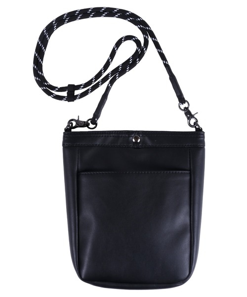 [美品] UNIVERSAL OVERALL ショルダーバック UNIVERSAL OVERALL ショルダーバッグ カルゼ調ポリエステル