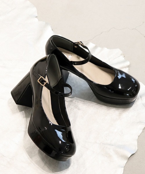 DIANA ダイアナ クロスストラップパンプス チャンキーヒール 黒