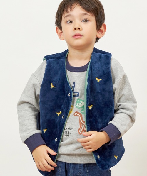 KP BOY（ケーピーボーイ） ベスト 恐竜リバーシブル裏ボア中綿ベスト