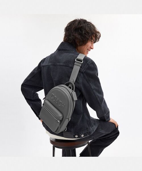 COACH ボディバッグ　グレー　ブラック COACH ボディバッグ（色：グレー系）｜バッグ｜ファッション
