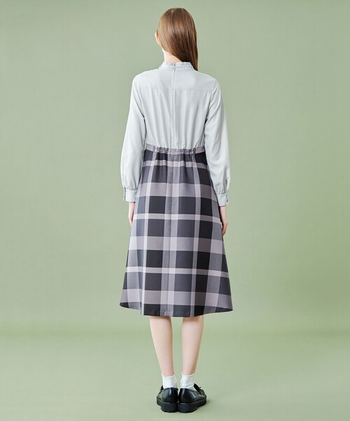 美品 ブルーレーベルクレストブリッジ 完売品 チェック ワンピース 美品 ブルーレーベルクレストブリッジ ワンピース サイド