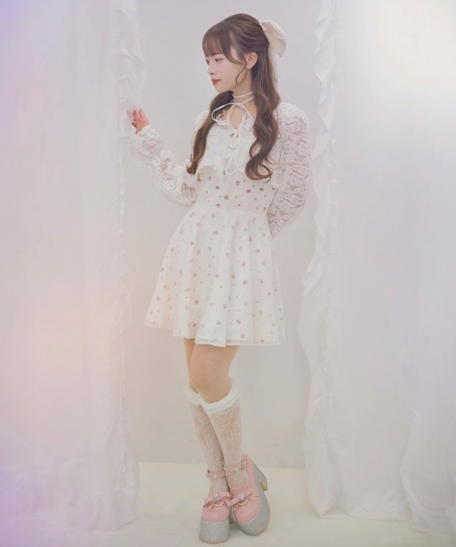 Ank Rouge アイボリー 花柄レース キャミソールとフレアスカート セット