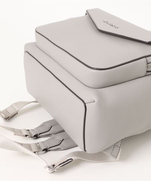 「MICHAEL KORS」 リュック FREE グレー レディース_画像2