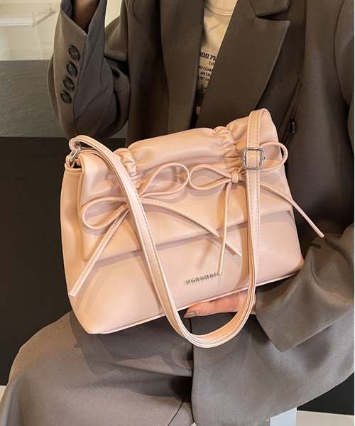 【美品】Re ne 　グリーン 　リボン付　ハンドバッグ　2way　ショルダー 楽天市場】美品 ザ ロウ 2WAY ソフトマルゴー10 レザー グリーン