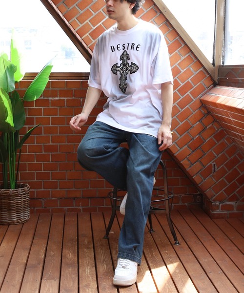 8 tシャツ スプレー加工クロス刺繍半袖Tシャツ メンズ レディース