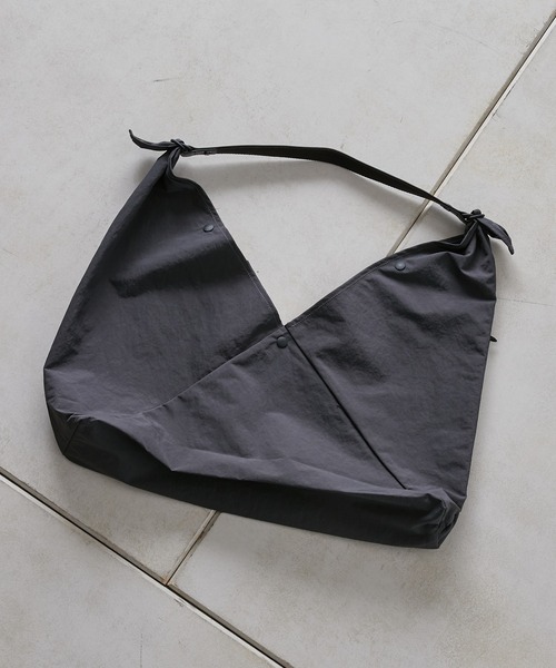 Lui's(ルイス) トートバッグ 「SLOW / スロウ」SPAN NYLON-WRAP BAG Lui's(ルイス) トートバッグ 「SLOW / スロウ」SPAN NYLON-WRAP BAG