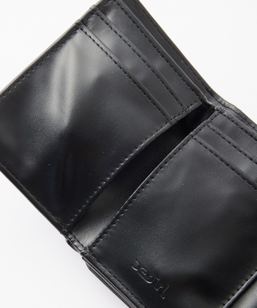 X-girl（エックスガール） 財布 XG EMBLEM BUCKLE FAUX LEATHER MINI