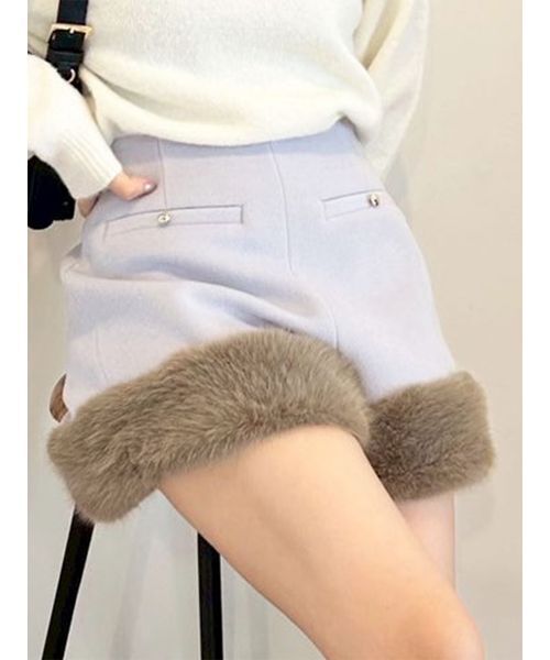 LILY BROWN（リリーブラウン） パンツ エコファ―ショートパンツ