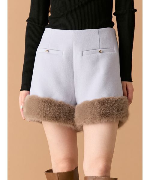 LILY BROWN（リリーブラウン） パンツ エコファ―ショートパンツ