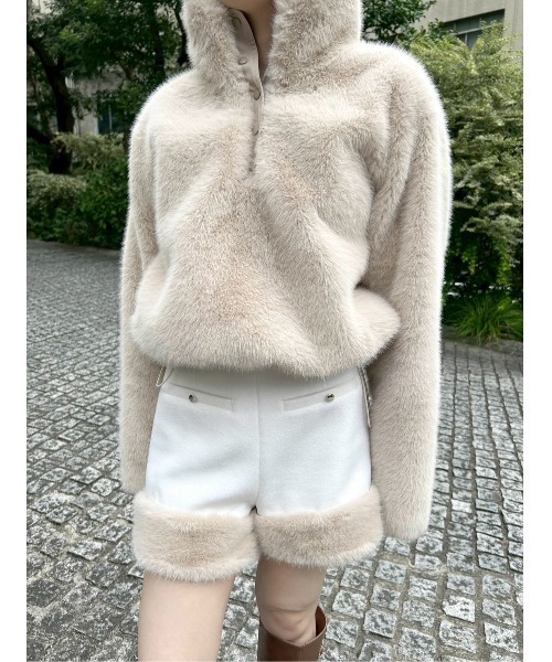 LILY BROWN（リリーブラウン） パンツ エコファ―ショートパンツ