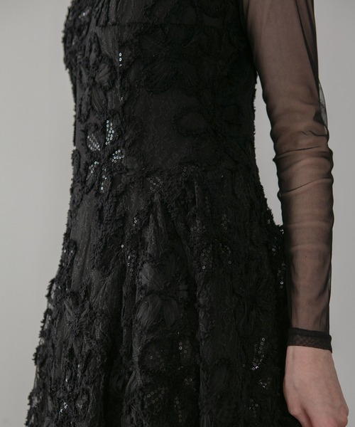 lejaフラワーレース襟のブラックドレス Leja（レジャ） ドレス 「LEJA」シアーフラワーレースレイヤード