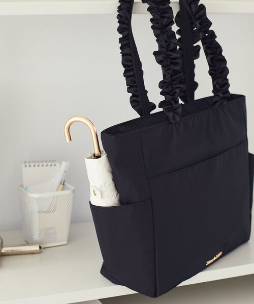 Maison de FLEUR（メゾンドフルール） トートバッグ 撥水加工フリル 