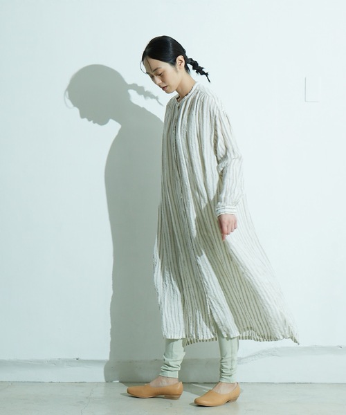 「IKKUNA」 長袖ワンピース 1 ベージュ レディース_画像9