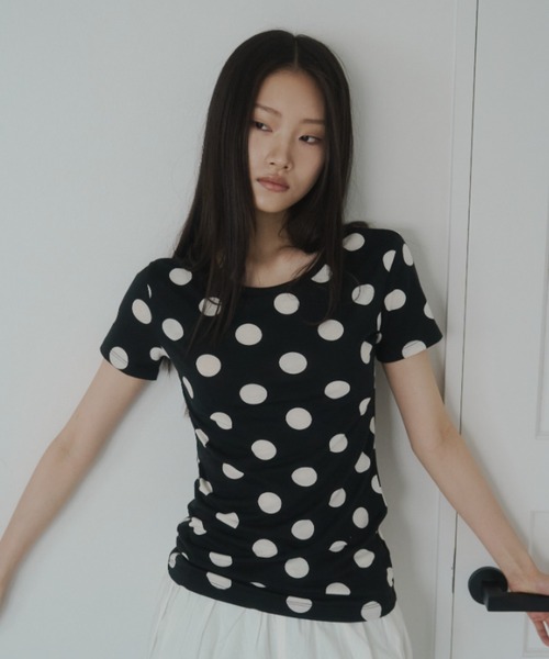 FEKETE（フェケテ） tシャツ 半袖 polka dot tee / ドットTシャツ