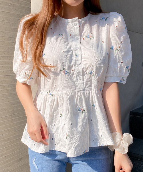 ブラウス シャツ 半袖 フラワー刺繍ペプラムブラウス レディース