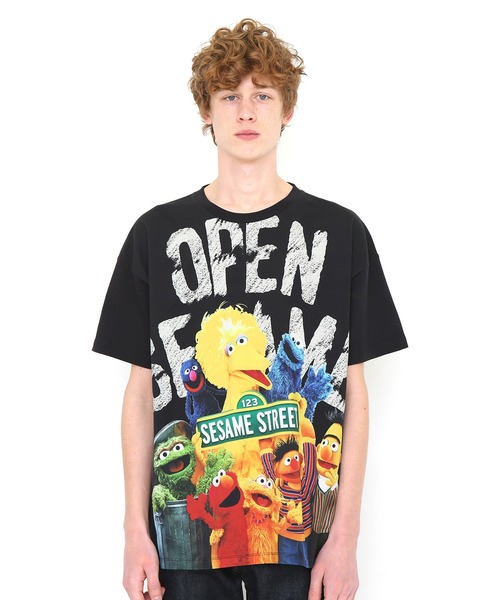 Tシャツ Tシャツ コラボレーションビッグシルエットtシャツ オープンセサミ セサミストリート スミクロ Zozotown Paypayモール店 通販 Paypayモール