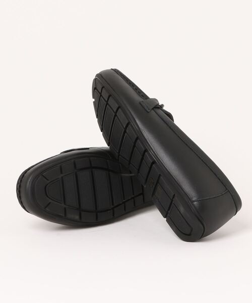 デッキシューズ モカシン チェーンモチーフドライビングシューズ