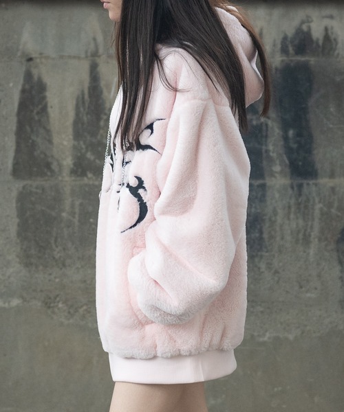 JOHN'S CLOSET パーカー 「13」トライバル刺繍 チェーンコード ファー