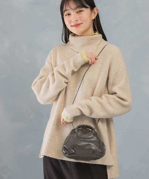 IENA タートル ニット スリット IENA（イエナ）の「ウールカシミヤ脇スリットタートルネックプル