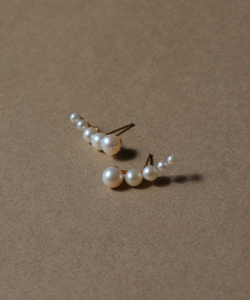 Lilas 5ピースグラデーションパールピアス K10（両耳） 5ピースグラデーションパールピアス K10（両耳）（ピアス（両耳