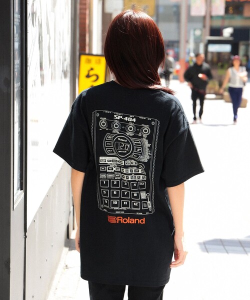TOKYO CULTUART by BEAMS tシャツ 「COLLABORATION」Roland