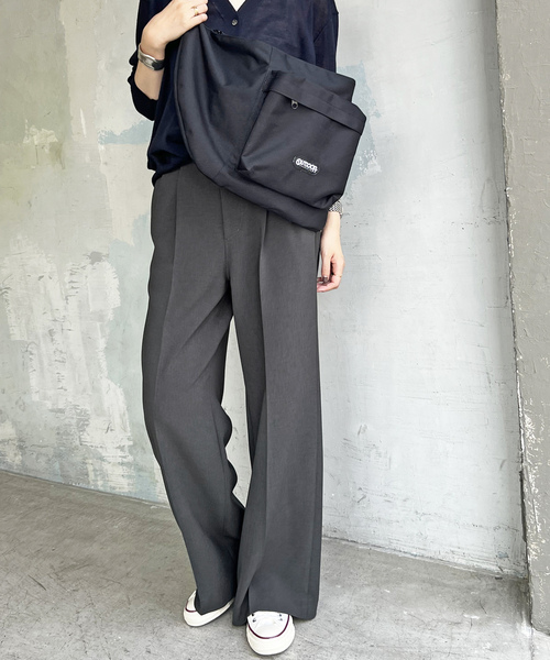 新品未使用　Spick & Span
LOTNo.　アーミーパンツ　カーキ　36 U by SPICK&SPAN パンツ フェイクレザー刺繍ショートパンツ