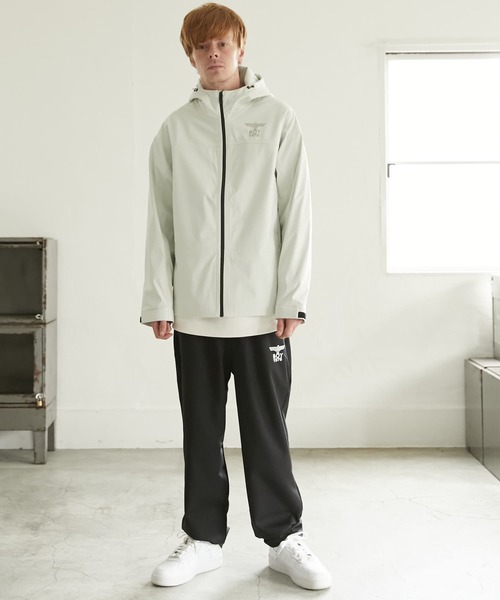 BOY LONDON（ボーイロンドン） マウンテンパーカー ウインドブレーカー