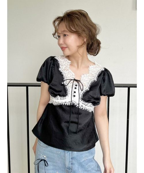 LILY BROWN レース刺繍ブラウス 半袖 LILY BROWN（リリーブラウン） tシャツ 半袖 ヴィンテージレースサテン