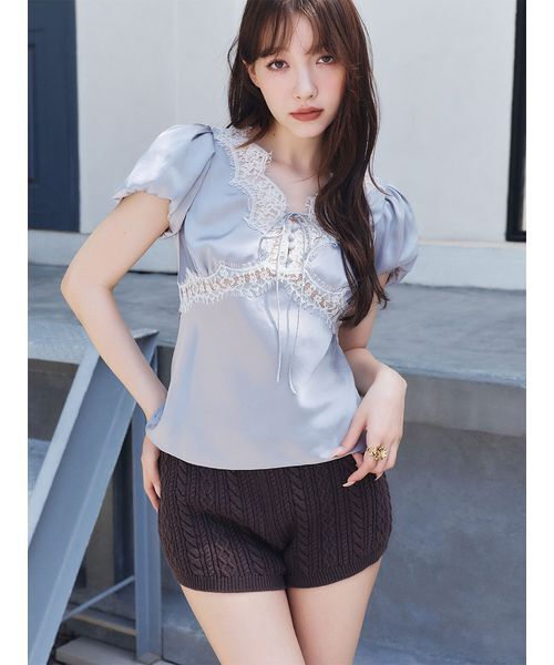 LILY BROWN（リリーブラウン） tシャツ 半袖 ヴィンテージレースサテン