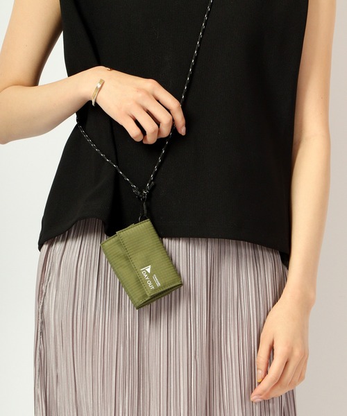 DAY OUT（デイアウト） 財布 DAY OUT ZeNY-2way Neck Compact Wallet