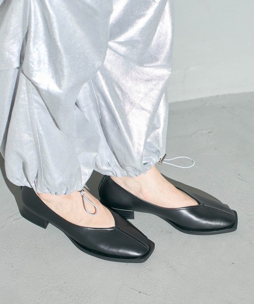D'ICI（ディッシィ） バレエシューズ パンプス Vカットフラット