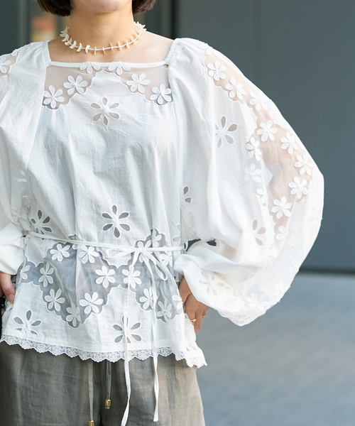 専用　IENA LA BOUCLE サッカー タックフレンチスリーブ ブラウス IENA LA BOUCLE サッカー タックフレンチスリーブ ブラウス