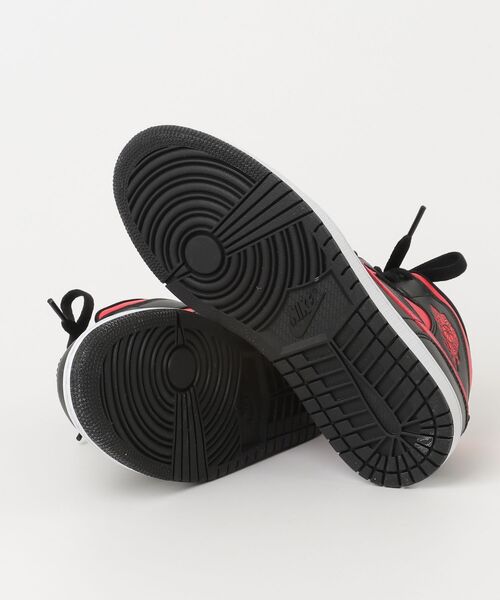 Nike Air Jordan1 ブラック ハイカットシューズ NIKE（ナイキ） AIR JORDAN1 MID ハイカットスニーカー 23.5cm
