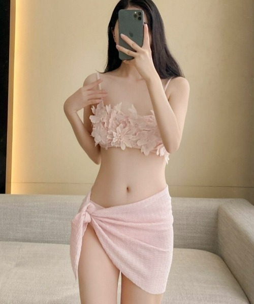 水着 ビキニ Y2K フェアリーグランジ gossip!ロサンゼルス 水着 「Y2Kガーリー」レトロ風 立体フラワー