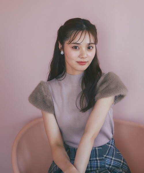 tocco closet ファースリーブ切り替えニットプルオーバー ファースリーブ切り替えニットプルオーバー