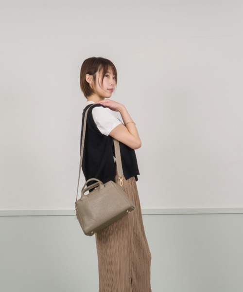 CHRISTIAN VILLA ショルダーバッグ バッグ 「CHRISTIAN VILLA