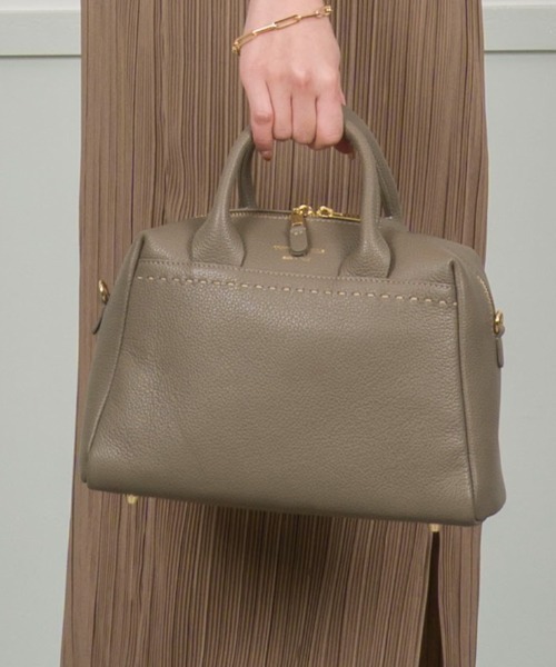 CHRISTIAN VILLA ショルダーバッグ バッグ 「CHRISTIAN VILLA