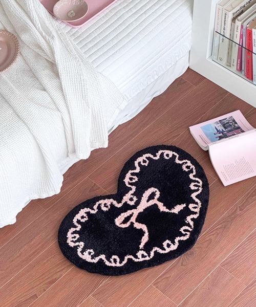 Ein（アイン） ラグ ラグマット Ein/リボンモチーフ ハート型 ラグ