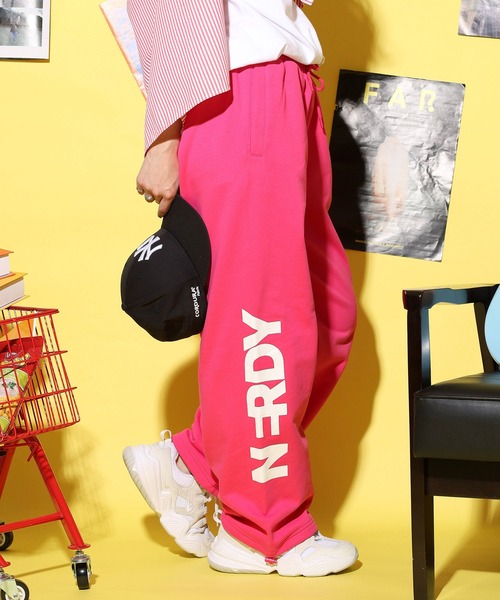 NERDY スウェットパンツ ジャージ バーティカルロゴスウェット