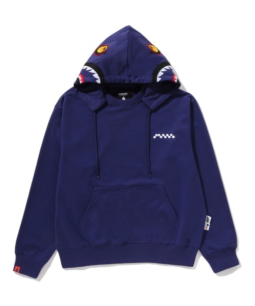 A BATHING APE ジップアップパーカー A BATHING APE（アベイシングエイプ）の「SHARK FULL ZIP HOODIE L