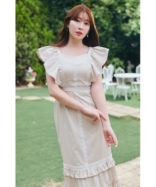 ワンピース Kiki Butterfly Sleeve Dressの画像