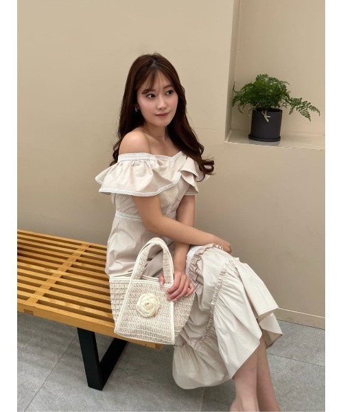 ワンピース Kiki Butterfly Sleeve Dressの画像