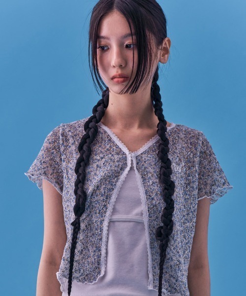 カーディガン A'GEM/9 × .kom 「 FANCY CLUB/ファンシークラブ」 FRILL FLOWER HOOK CARDIGAN/フリル FANCY CLUB カーディガン A'GEM/9 × .kom 「 CLUB/ファンシー