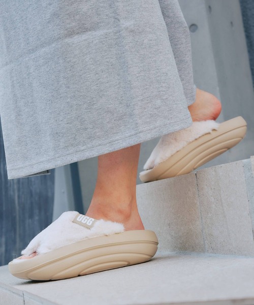 美品【23cm】UGG ベージュ サンダル UGG Australia 「UGG」 フラットサンダル 23.0cm ベージュ系
