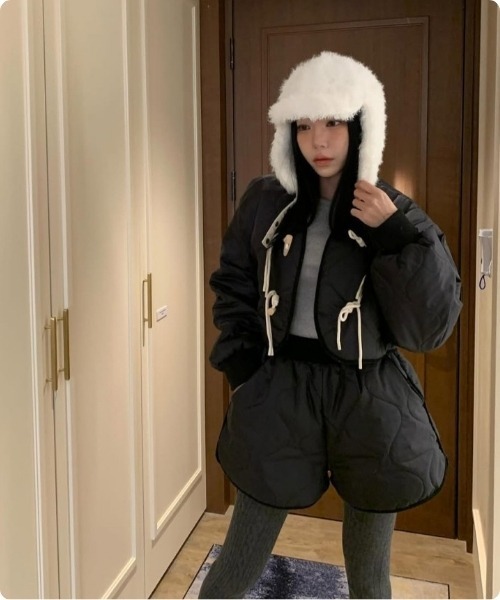 I.O.E ダウンコート ダウンジャケット ショートスリーブ キルティング