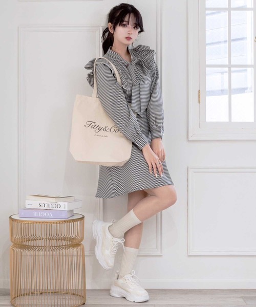 「TITTY&CO.」 長袖ワンピース SMALL アイボリー レディース_画像3