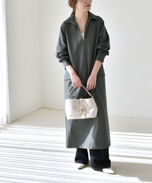 quaranciel ワンピース quaranciel:「洗濯機可能」Vネック スキッパー