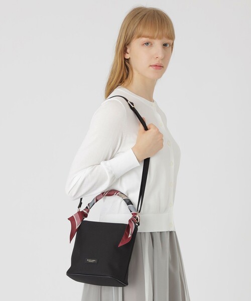 BLUE LABEL CRESTBRIDGE（ブルーレーベルクレストブリッジ