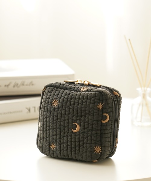 ポーチ R0382_ヌビ×刺繍スクエアポーチ S レディース : ZOZOTOWN Yahoo